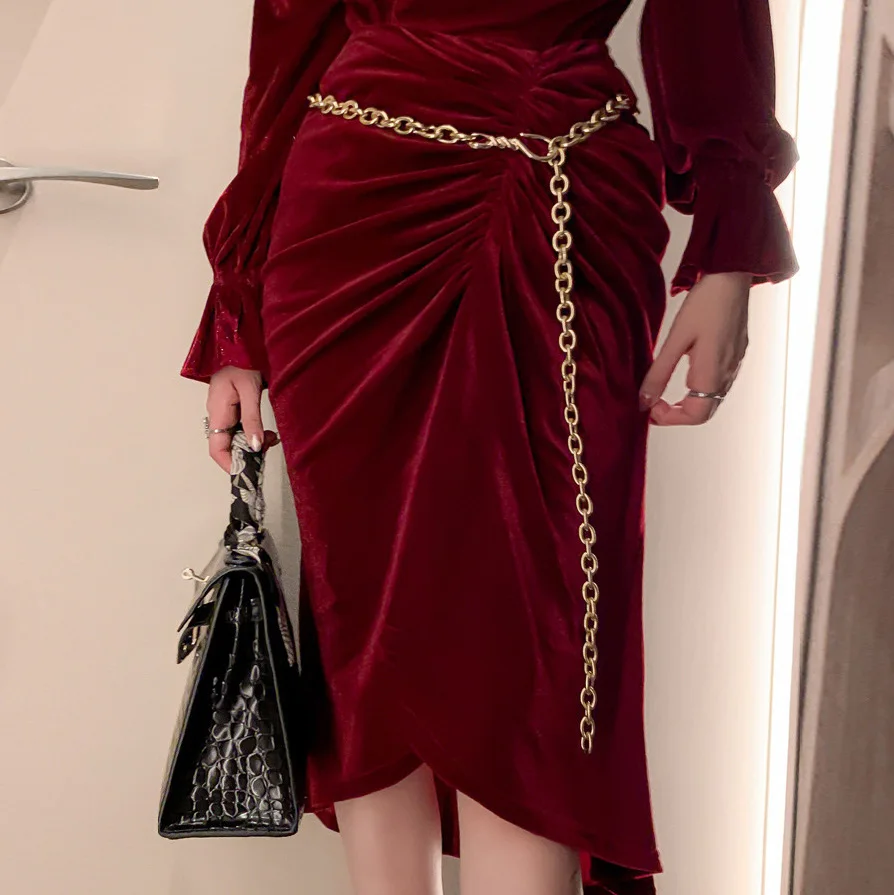 Sievietes 2 Gabals, kas Modes Tērps 2022. Gada Pavasarī Samta Vīna Sarkanā krāsā ar garām Piedurknēm Top Zelta ķēdi, Svārki, Kostīmi, Eleganta Dāma, Sieviete Outwear Attēls 5