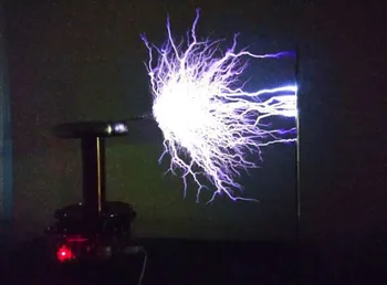 Mūzikas Tesla Elektriskās ķēdes /DRSSTC mākslīgā Zibens/Eksperimentālās demonstrācijas